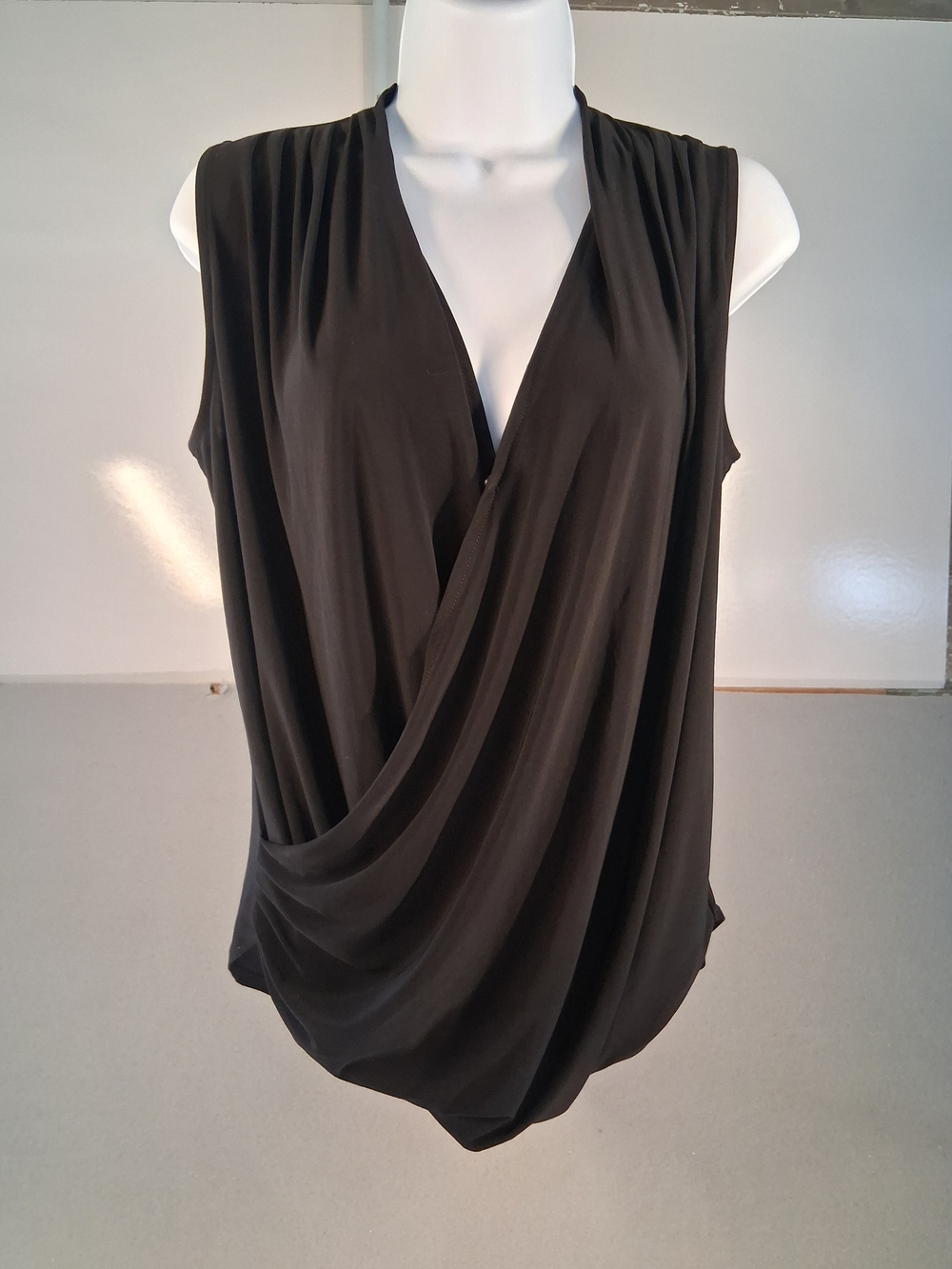 NIC+ZOE Black Draped V-Neck Sleeveless Camisole